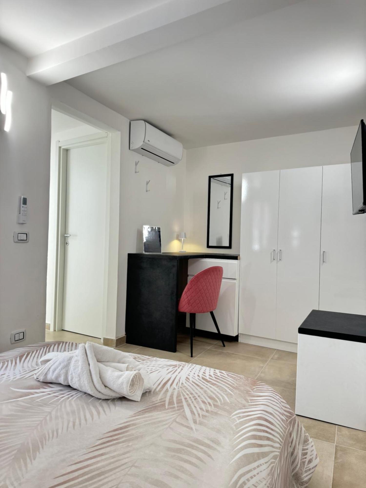 רג'יו די קאלאבריה La Maison Guest House מראה חיצוני תמונה