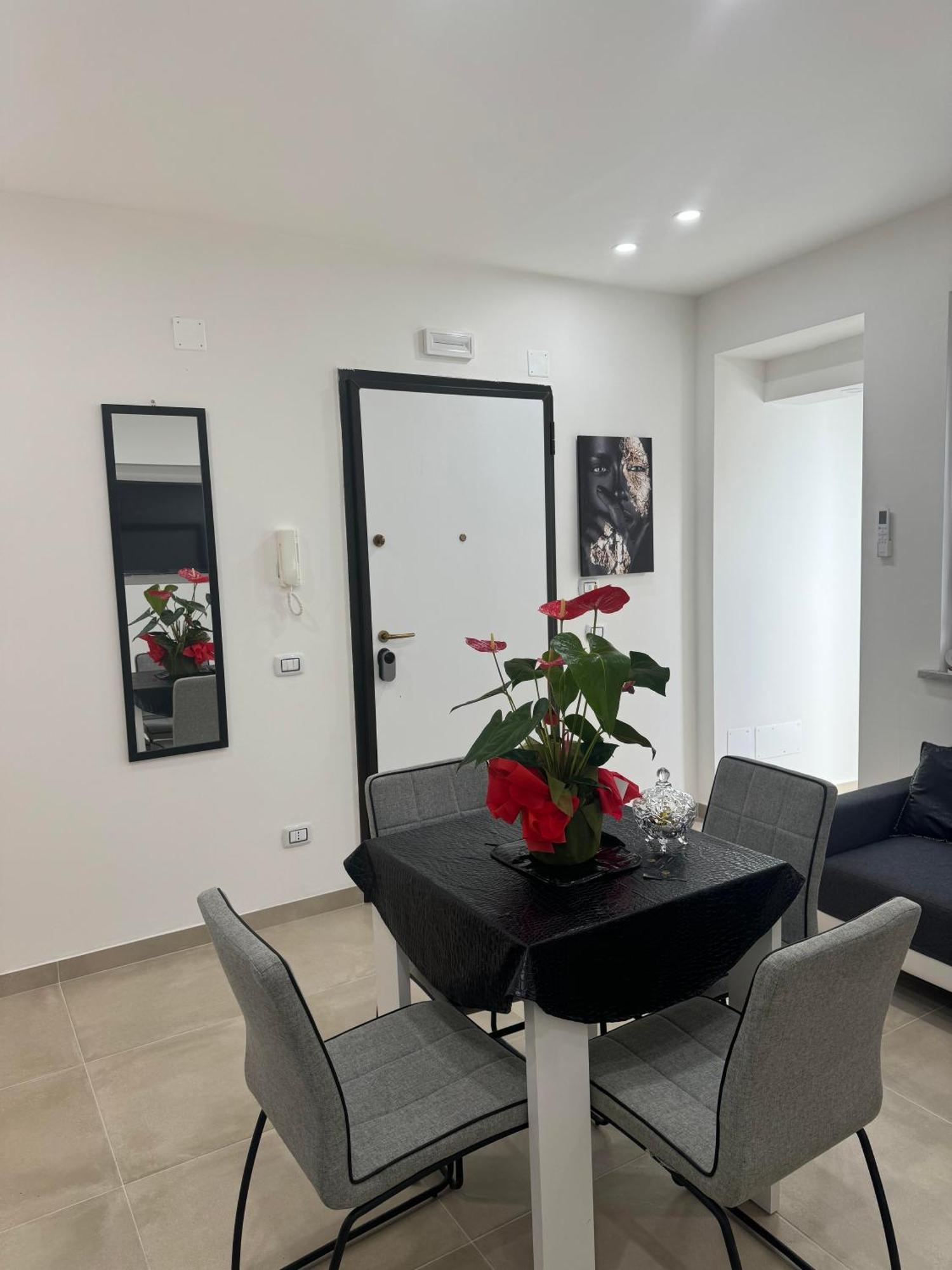 רג'יו די קאלאבריה La Maison Guest House מראה חיצוני תמונה
